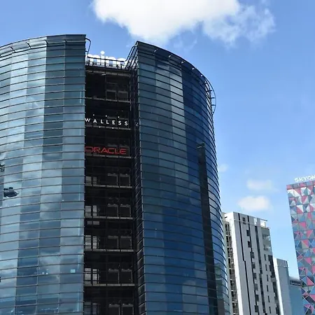 Kahe Magamistoaga Ja Suure Elutoaga 3-toaline Korter Vaatega Tallinna Aerikeskusele Apartment Tallinn