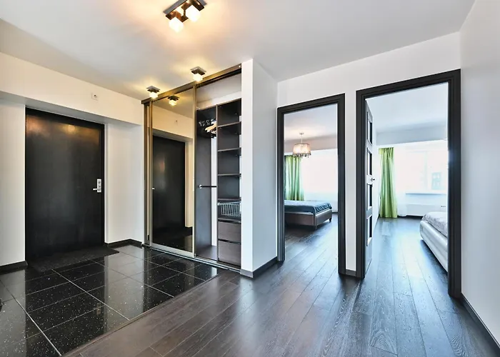 Kahe Magamistoaga Ja Suure Elutoaga 3-toaline Korter Vaatega Tallinna Aerikeskusele Appartamento *