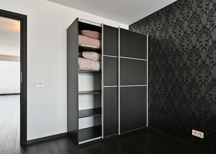 Apartment Kahe Magamistoaga Ja Suure Elutoaga 3-toaline Korter Vaatega Tallinna Aerikeskusele Tallinn