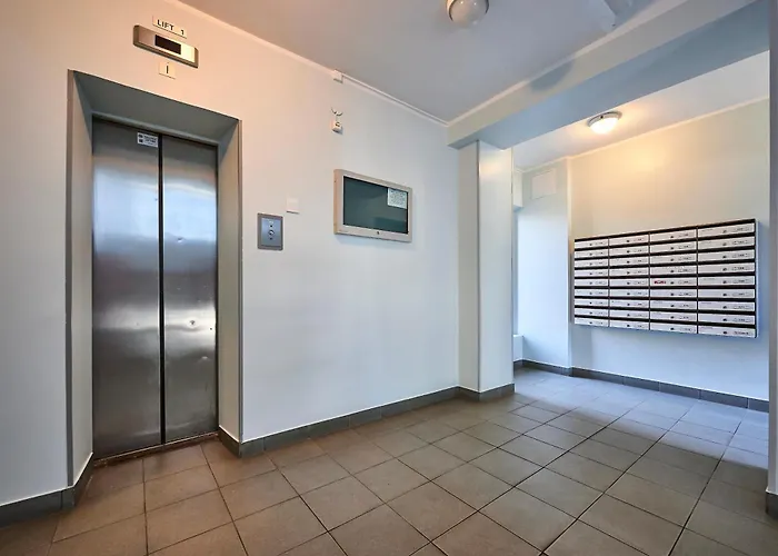 Kahe Magamistoaga Ja Suure Elutoaga 3-toaline Korter Vaatega Tallinna Aerikeskusele Tallinn