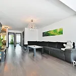Kahe Magamistoaga Ja Suure Elutoaga 3-toaline Korter Vaatega Tallinna Aerikeskusele Apartamento