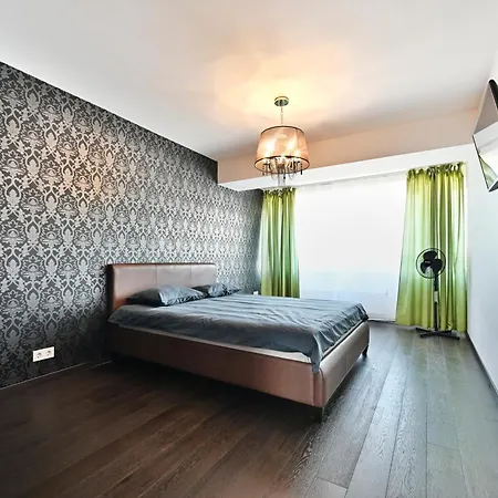 Apartamento Kahe Magamistoaga Ja Suure Elutoaga 3-toaline Korter Vaatega Tallinna Aerikeskusele Tallin